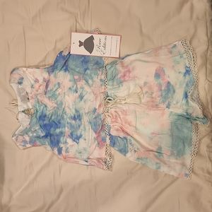 Nwt romper. Open back